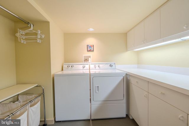 173 HILLVIEW DR, Springfield, PA 19064