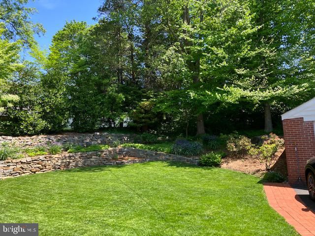 173 HILLVIEW DR, Springfield, PA 19064