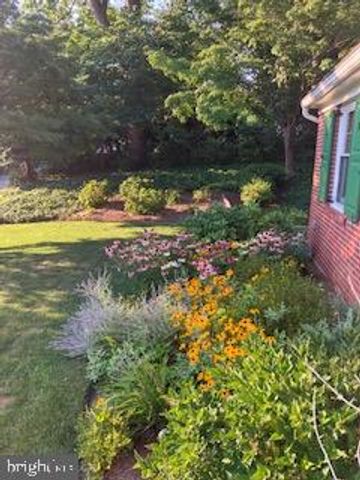 173 HILLVIEW DR, Springfield, PA 19064