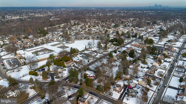 173 HILLVIEW DR, Springfield, PA 19064