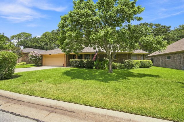 3509 Tomlinson Court, Arlington, TX 76017