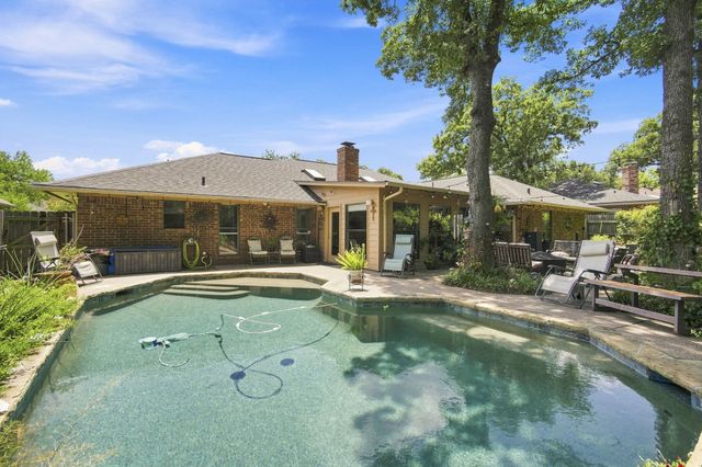 3509 Tomlinson Court, Arlington, TX 76017
