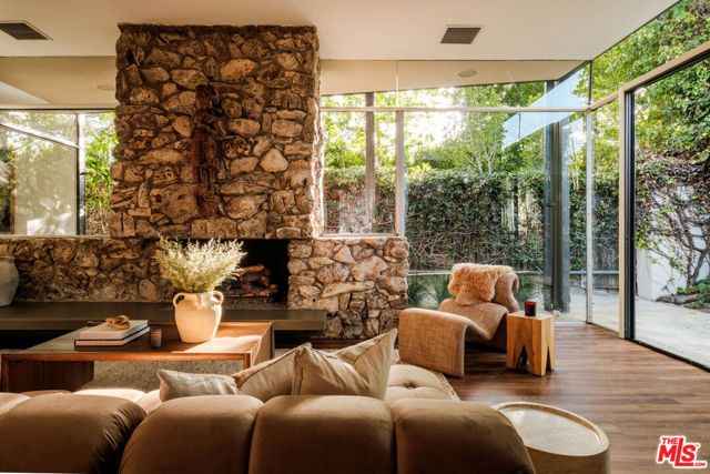1151 Angelo Drive, Beverly Hills, CA 90210