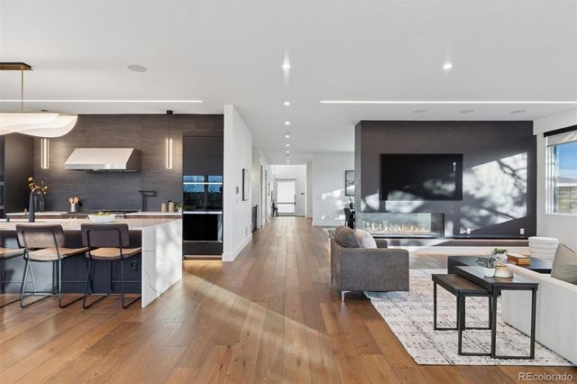 267 S Clermont Street, Denver, CO 80246