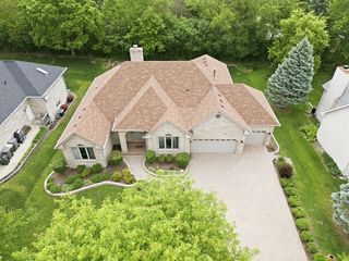 10735 Christopher Drive, Lemont, IL 60439