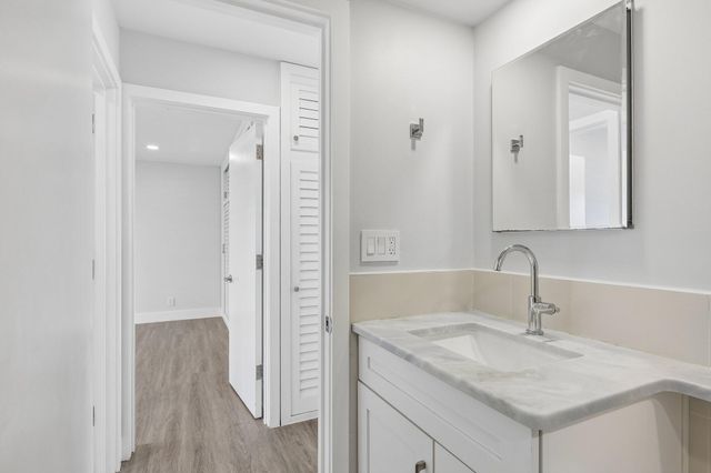 1850 S Ocean Drive 111, Fort Lauderdale, FL 33316