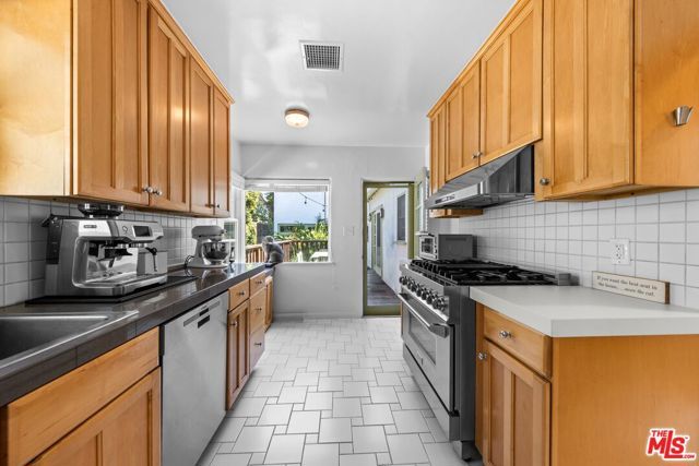 1340 Grant Street, Santa Monica, CA 90405