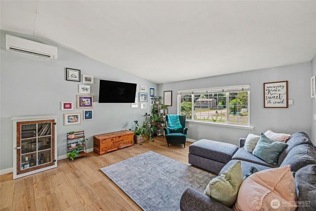 25413 31st Avenue E, Spanaway, WA 98387