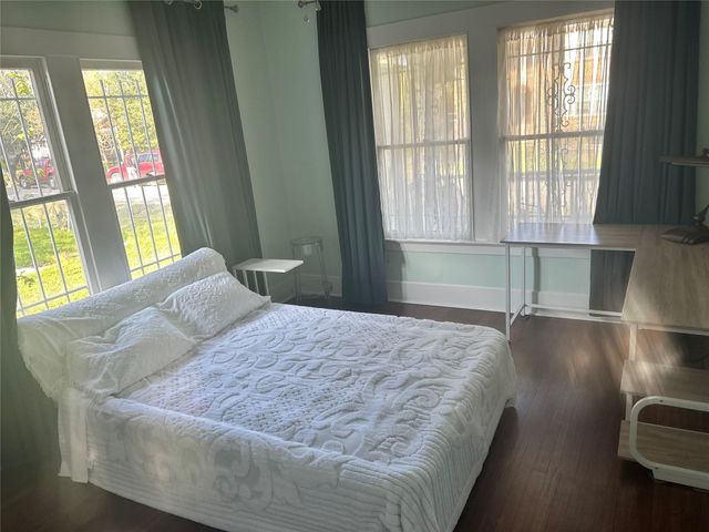 122 Bedford Street, Houston, TX 77012