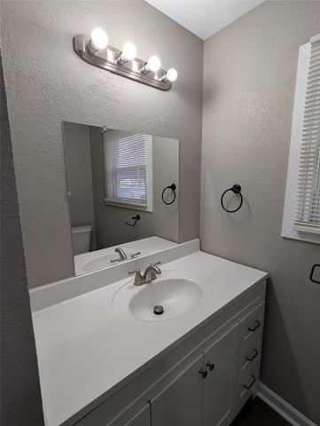 5204 Mallory Drive, Haltom City, TX 76117