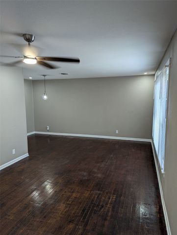 5204 Mallory Drive, Haltom City, TX 76117