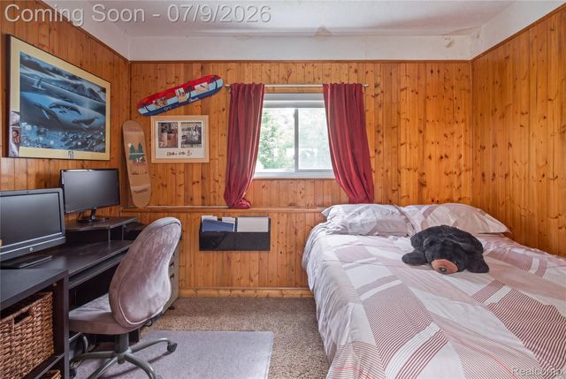 10075 Graham Drive, Springfield Charter Township, MI 48348