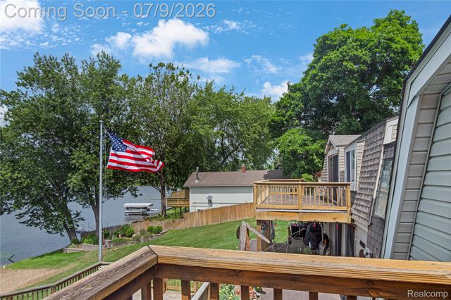 10075 Graham Drive, Springfield Charter Township, MI 48348