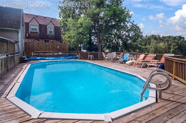 10075 Graham Drive, Springfield Charter Township, MI 48348