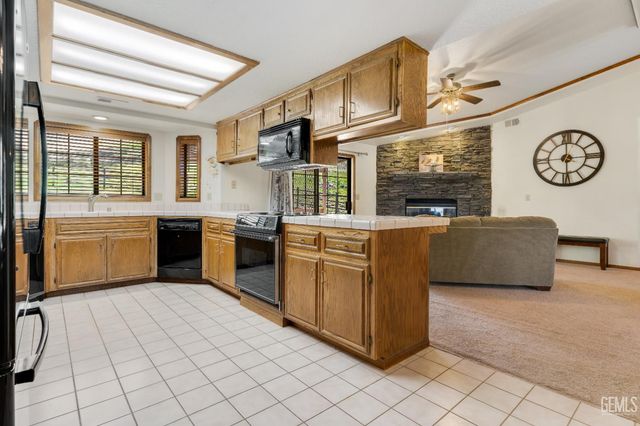 23480 Meadow View Court, Tehachapi, CA 93561