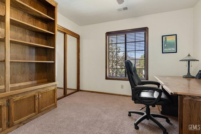 23480 Meadow View Court, Tehachapi, CA 93561