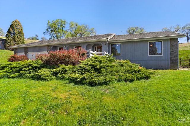 23480 Meadow View Court, Tehachapi, CA 93561