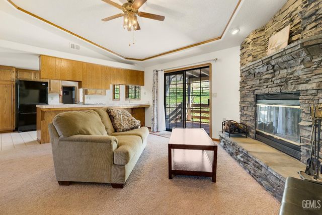 23480 Meadow View Court, Tehachapi, CA 93561