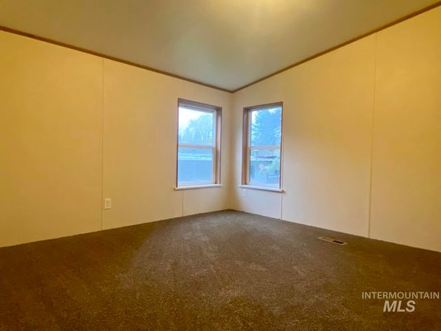 174 Elmwood Loop 7, Lenore, ID 83544