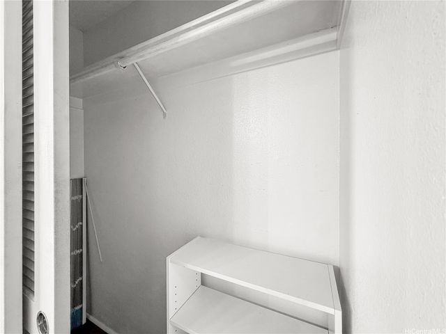 94-1420 Kulewa Loop 37S, Waipahu, HI 96797