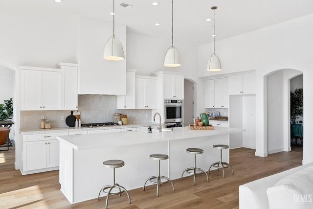 12900 Altair Court, Bakersfield, CA 93314