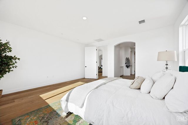 12900 Altair Court, Bakersfield, CA 93314