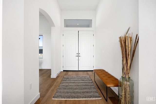 12900 Altair Court, Bakersfield, CA 93314