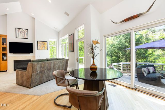 1011 Wood Sage Drive, Chapel Hill, NC 27516