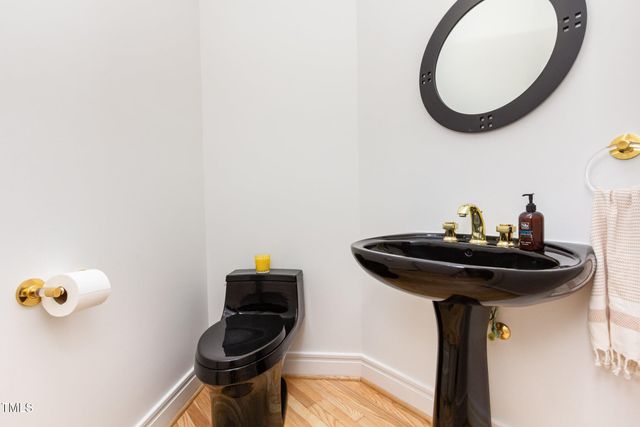 1011 Wood Sage Drive, Chapel Hill, NC 27516