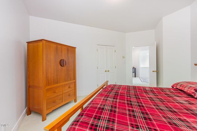 1011 Wood Sage Drive, Chapel Hill, NC 27516