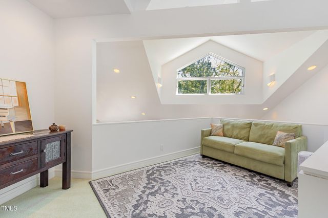 1011 Wood Sage Drive, Chapel Hill, NC 27516