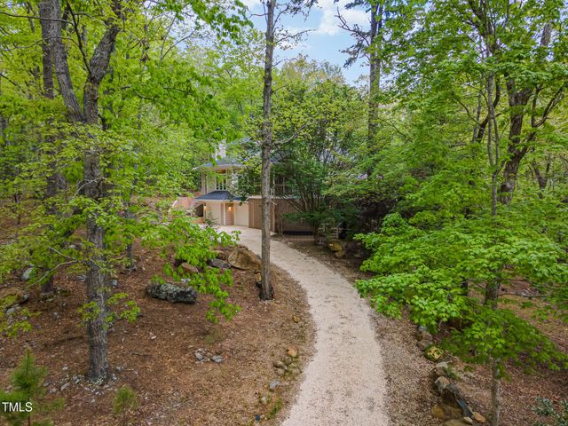 1011 Wood Sage Drive, Chapel Hill, NC 27516