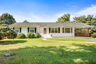 3430 OAK RIDGE RD, Mount Crawford, VA 22841