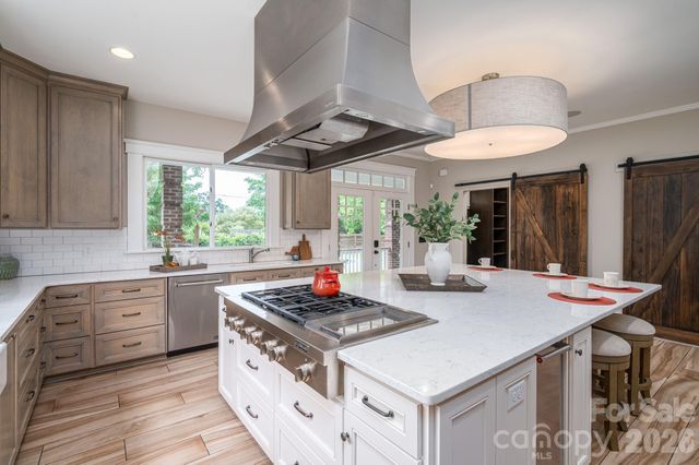 307 N Main Street, Belmont, NC 28012
