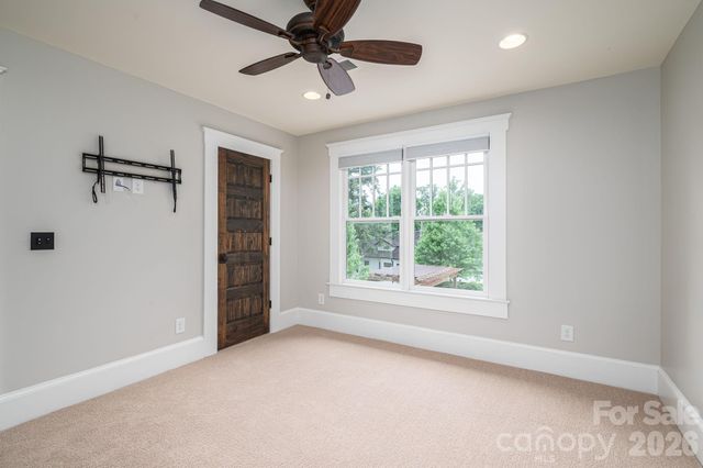 307 N Main Street, Belmont, NC 28012