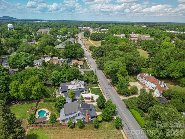 307 N Main Street, Belmont, NC 28012
