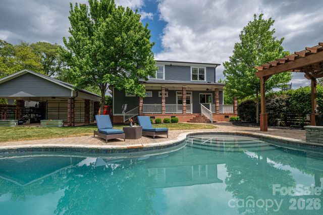 307 N Main Street, Belmont, NC 28012