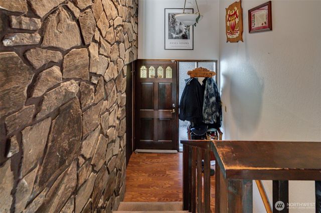 1415 Cloverdale Road, Kalama, WA 98625