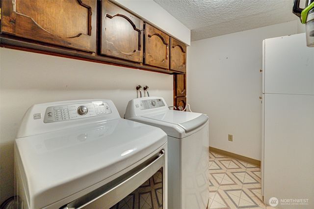 1415 Cloverdale Road, Kalama, WA 98625