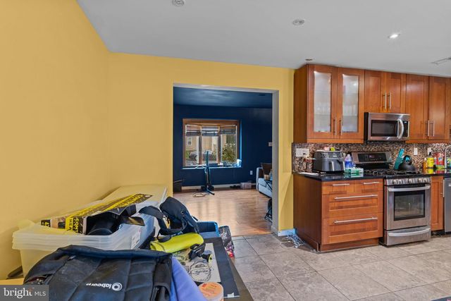 1 WOODHAVEN WAY, Sicklerville, NJ 08081