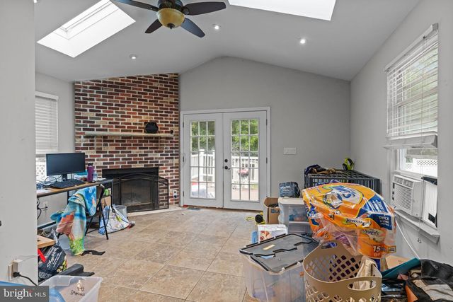 1 WOODHAVEN WAY, Sicklerville, NJ 08081