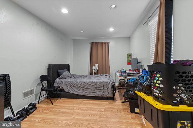 1 WOODHAVEN WAY, Sicklerville, NJ 08081