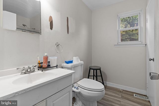 1 WOODHAVEN WAY, Sicklerville, NJ 08081