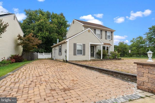 1 WOODHAVEN WAY, Sicklerville, NJ 08081