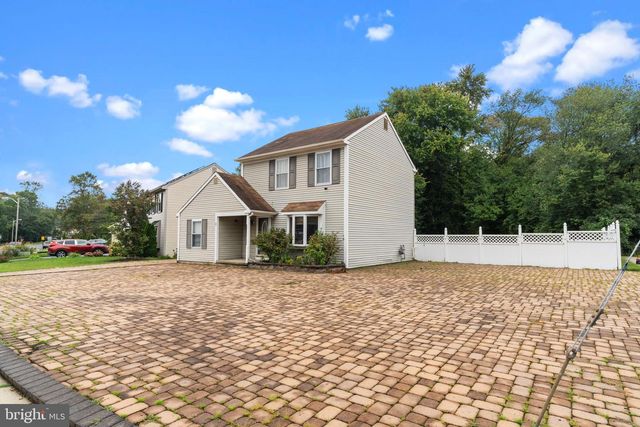 1 WOODHAVEN WAY, Sicklerville, NJ 08081