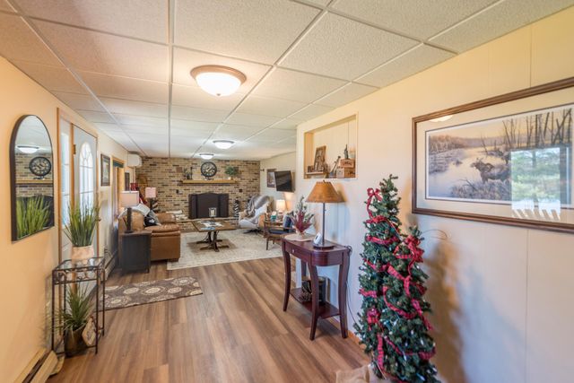 6148 N. Sluetter Road, Pequot Lakes, MN 56472