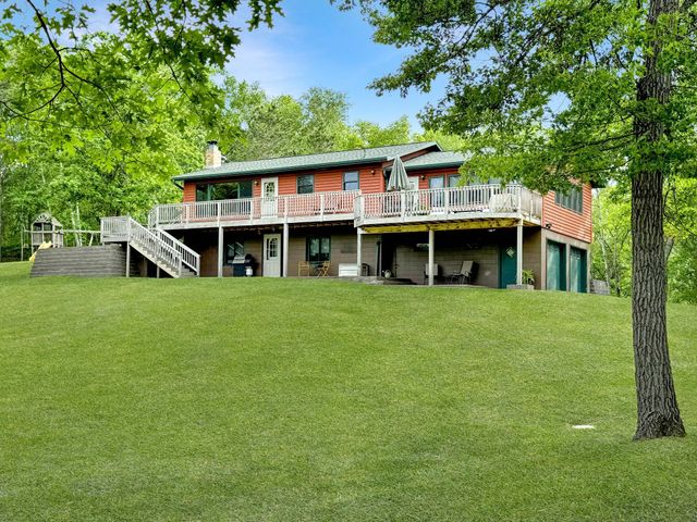 6148 N. Sluetter Road, Pequot Lakes, MN 56472