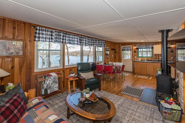 6148 N. Sluetter Road, Pequot Lakes, MN 56472