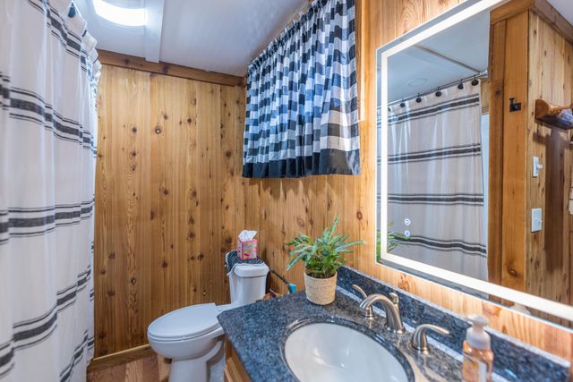 6148 N. Sluetter Road, Pequot Lakes, MN 56472