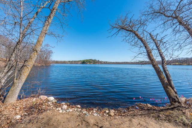 6148 N. Sluetter Road, Pequot Lakes, MN 56472